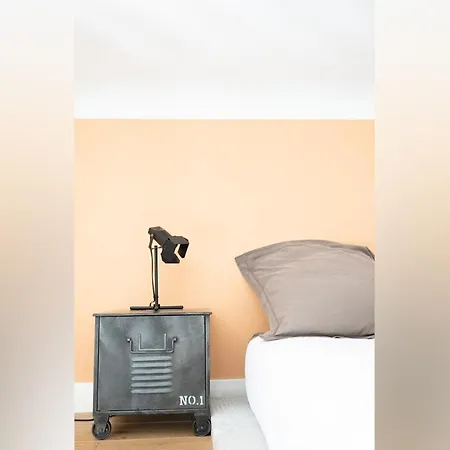 Helder Cozy In Hyper-center * 比亚里茨