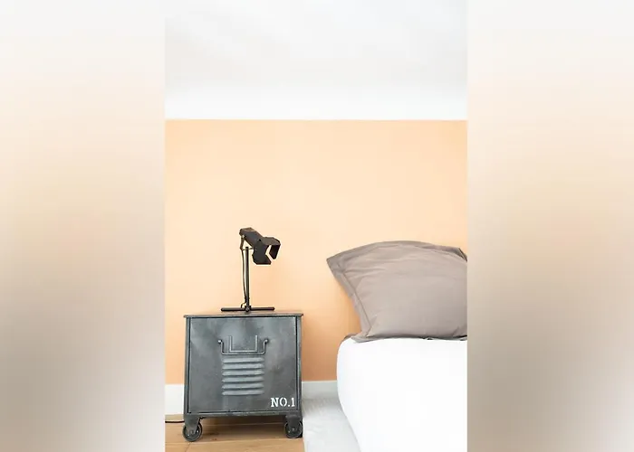 Helder Cozy In Hyper-center * 比亚里茨